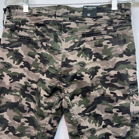 Blank NYC Camo Moto Pants size 27 NWT - Picture 8 of 14